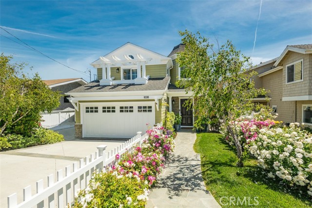 1038 Avenue D, Redondo Beach, California 90277, 5 Bedrooms Bedrooms, ,4 BathroomsBathrooms,Residential,Sold,Avenue D,PV21115047