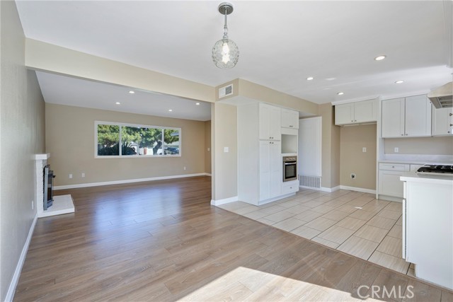 Image 10 of 27 For 6485 Clovis  