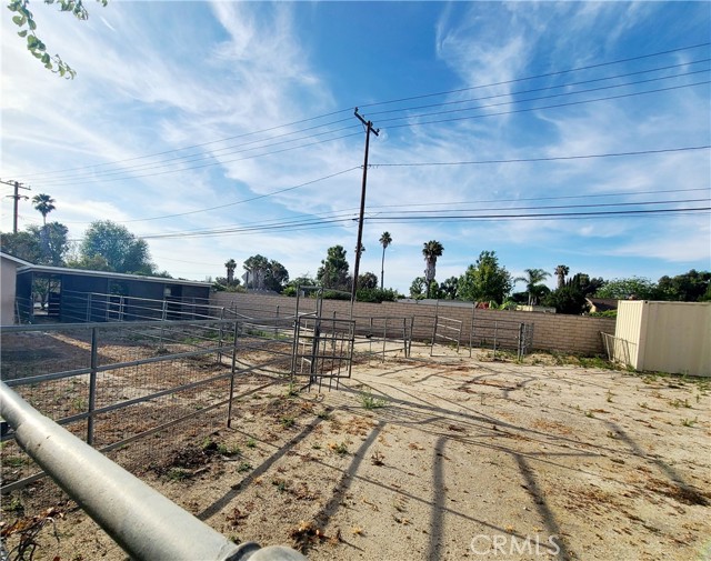 1463 Strawberry Hill Road, Thousand Oaks CA: https://media.crmls.org/medias/a9dc832c-c22f-4545-8c92-aaf581898458.jpg