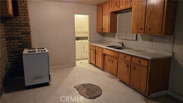 Detail Gallery Image 5 of 21 For 1230 Prairie, Barstow,  CA 92311 - 3 Beds | 2 Baths