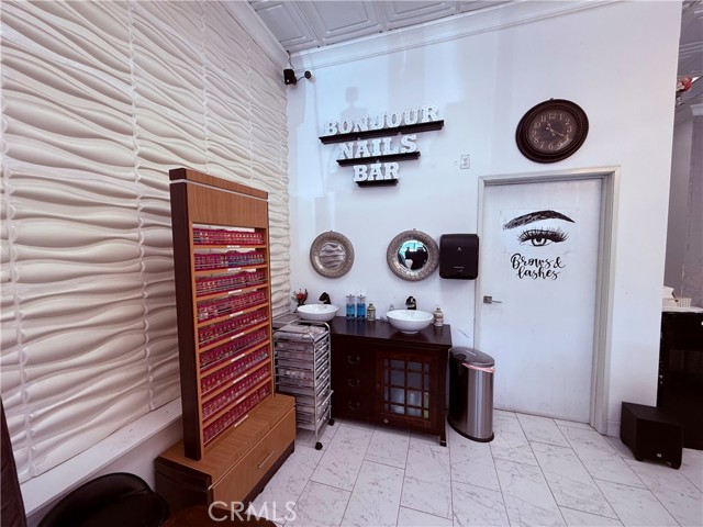 0, Lake Forest CA: https://media.crmls.org/medias/a9dd32ac-6ef3-41b2-8cc7-fdae8eb0c6b7.jpg