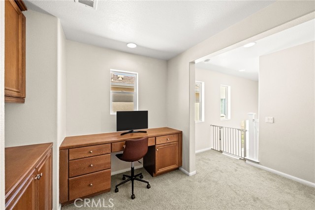 27620 Desert Gold Court, Murrieta CA: https://media.crmls.org/medias/a9de20aa-7d7e-4629-9095-00e2f7a255df.jpg