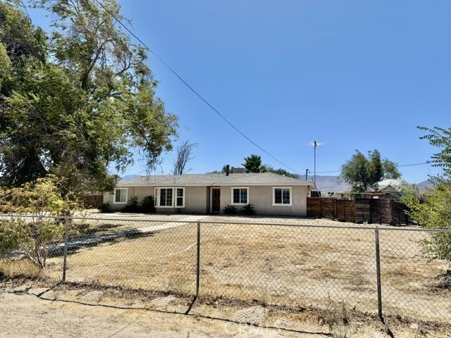 11132 E Avenue R6, Sun Village, CA 93543 photo 5
