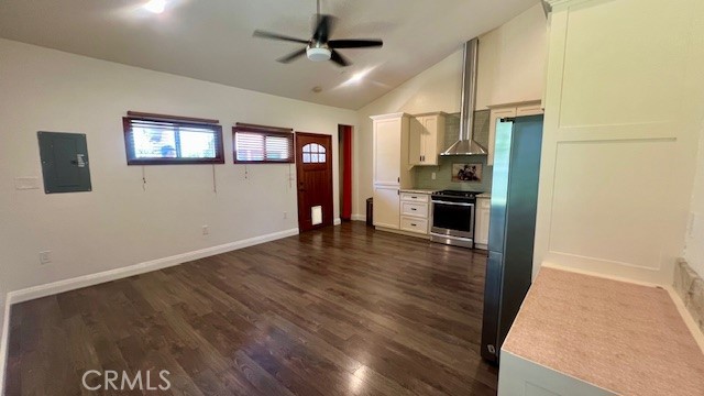 7755 Ethel Avenue, North Hollywood CA: https://media.crmls.org/medias/a9e040c5-d950-450d-924d-dd10e954608e.jpg