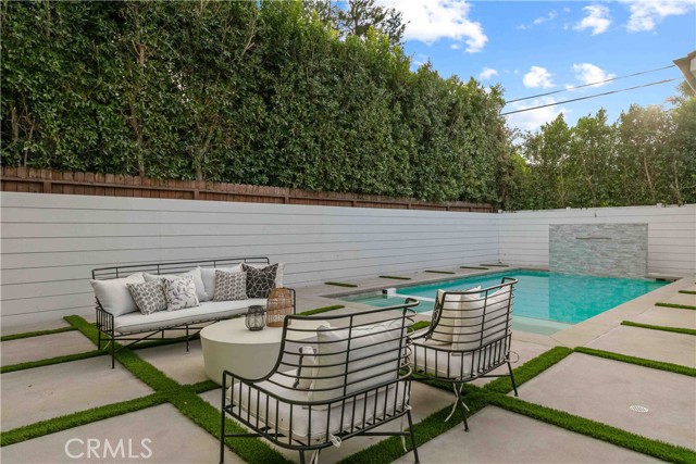 Detail Gallery Image 35 of 49 For 4532 Katherine, Sherman Oaks,  CA 91423 - 6 Beds | 6/1 Baths