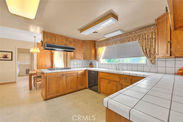 Detail Gallery Image 10 of 48 For 856 E Palm, Glendora,  CA 91741 - 4 Beds | 2/1 Baths