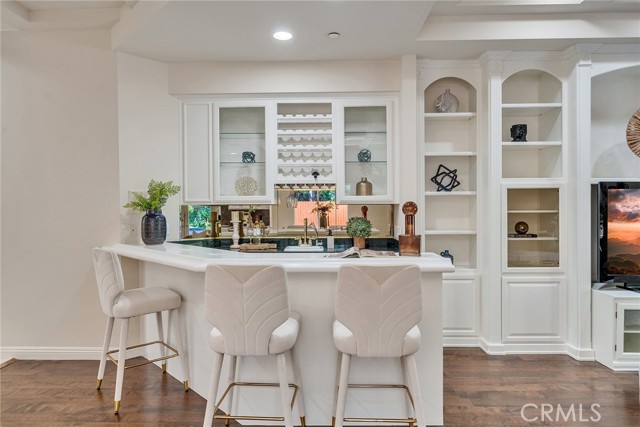 1768 Oakwood Avenue, Arcadia CA: https://media.crmls.org/medias/a9e21a41-103e-44fc-a9d2-8d072b54e62d.jpg