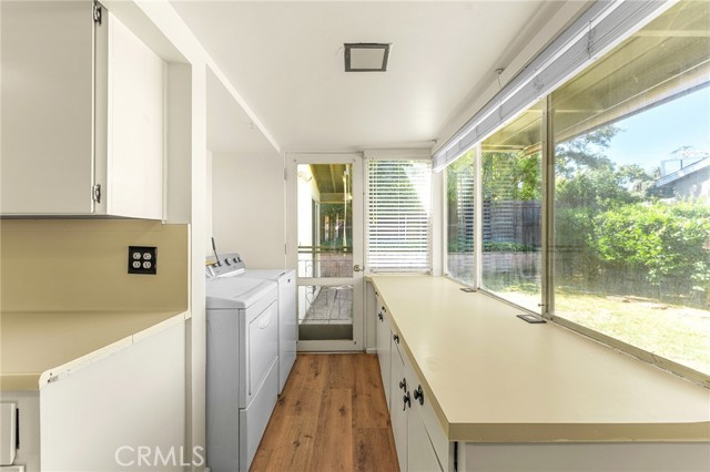 1204 San Jacinto, Redlands CA: https://media.crmls.org/medias/a9e241c9-c7c1-481b-9786-6304c46a4b40.jpg