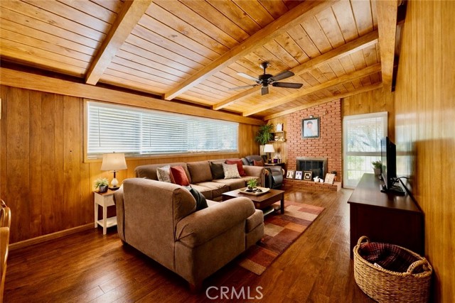 Detail Gallery Image 7 of 27 For 7105 California Ave, Bell Gardens,  CA 90201 - 3 Beds | 2 Baths