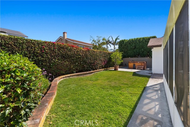 Detail Gallery Image 30 of 44 For 6811 Jardines Dr, Huntington Beach,  CA 92647 - 3 Beds | 2 Baths