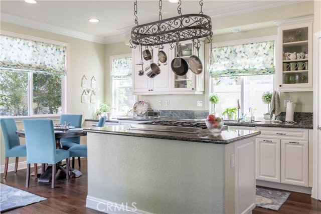 Detail Gallery Image 19 of 63 For 2589 N Promontory, Orange,  CA 92867 - 5 Beds | 3/1 Baths