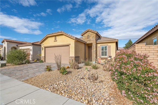 Detail Gallery Image 4 of 22 For 85490 Treviso Dr, Indio,  CA 92203 - 2 Beds | 2 Baths