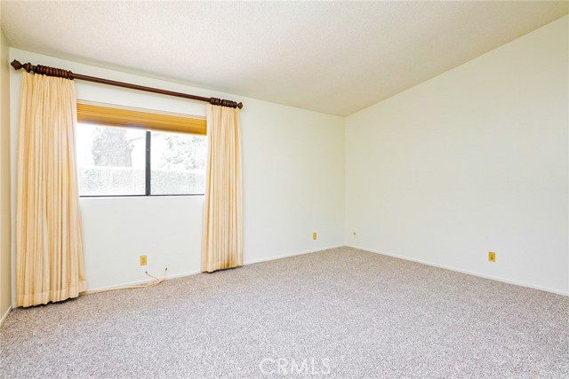 751 Santa Fe Court, San Dimas CA: https://media.crmls.org/medias/a9e4978c-9555-4730-a5bc-cdd4455b8144.jpg