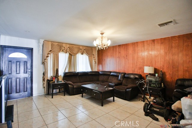 Detail Gallery Image 23 of 31 For 12501 Trask Ave, Garden Grove,  CA 92843 - 5 Beds | 3 Baths