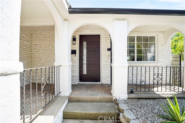 Detail Gallery Image 49 of 51 For 18324 Sylvan St, Tarzana,  CA 91335 - 4 Beds | 2 Baths