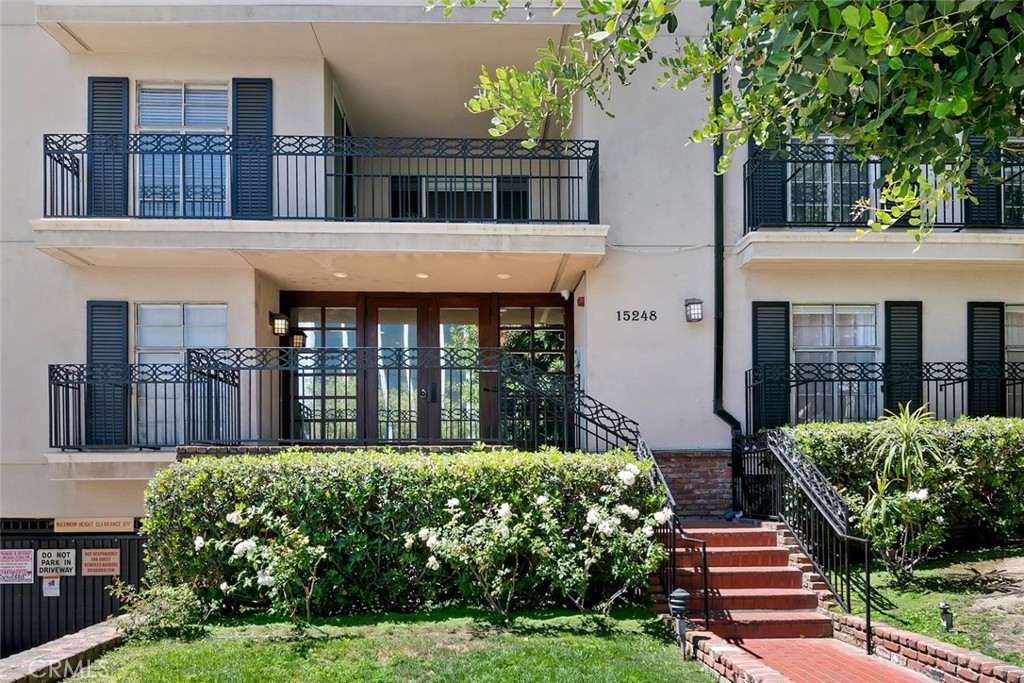15248 Dickens Street #102