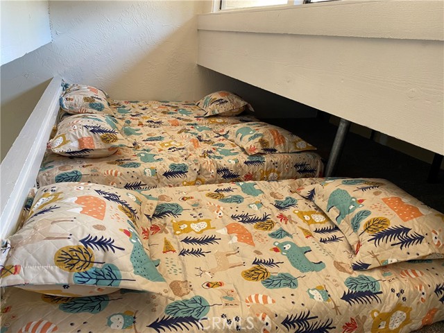 Detail Gallery Image 23 of 36 For 861 Thrush, Big Bear Lake,  CA 92315 - 3 Beds | 2 Baths