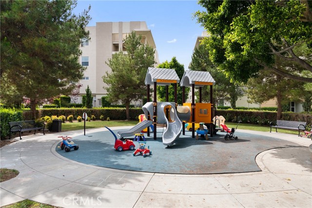 Image 30 of 69 For 5331 Ocean  106