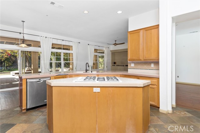 Detail Gallery Image 19 of 62 For 1388 Brandon Ct, Redlands,  CA 92373 - 4 Beds | 3/1 Baths