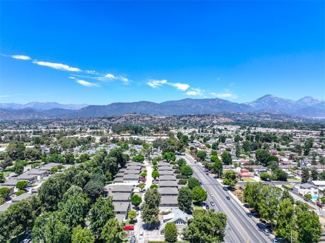 3025 N White Avenue, La Verne CA: https://media.crmls.org/medias/a9e935a6-301c-4ff3-ad71-eae50bcc0e3b.jpg