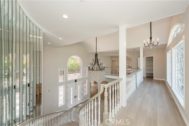 2836 N Kingsgate Drive, Orange CA: https://media.crmls.org/medias/a9e954bd-95e5-45f5-9f33-d6645a78d1c9.jpg