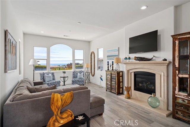 Detail Gallery Image 11 of 60 For 146 Clydell Court, Pismo Beach,  CA 93449 - 3 Beds | 2/1 Baths