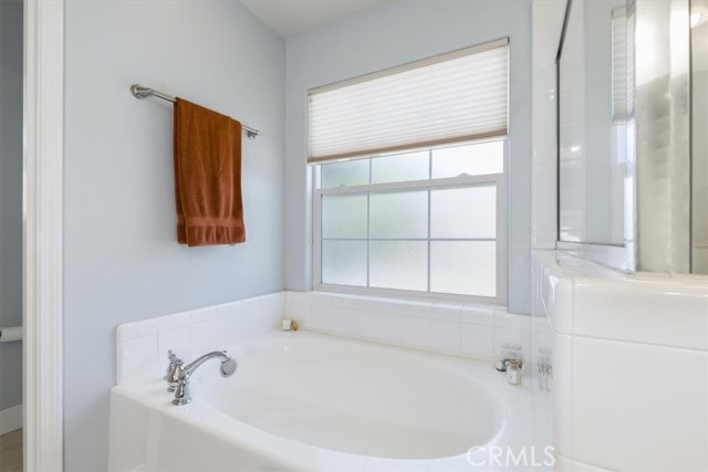 6195 Via Huerto Ct, Atascadero CA: https://media.crmls.org/medias/a9ea5b48-208b-4c33-8b39-2139341ed99a.jpg