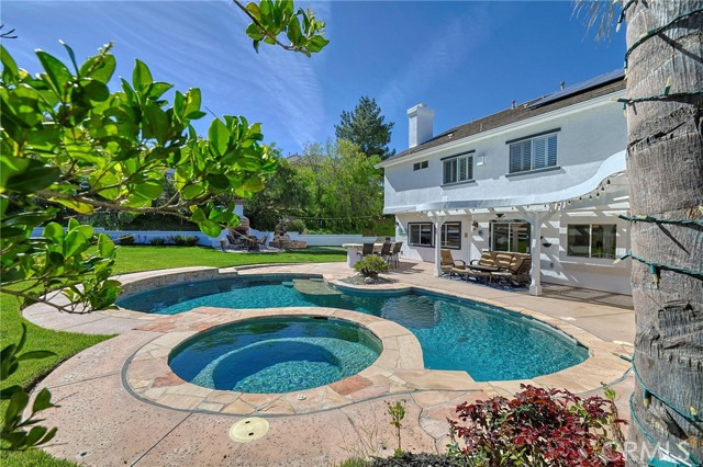 Detail Gallery Image 41 of 69 For 15257 Saddleback, Canyon Country,  CA 91387 - 6 Beds | 4/1 Baths