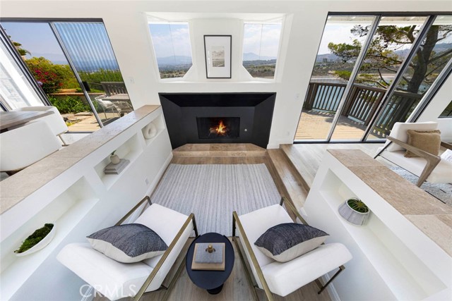 Detail Gallery Image 15 of 47 For 24 Coventry, Newport Beach,  CA 92660 - 2 Beds | 2 Baths