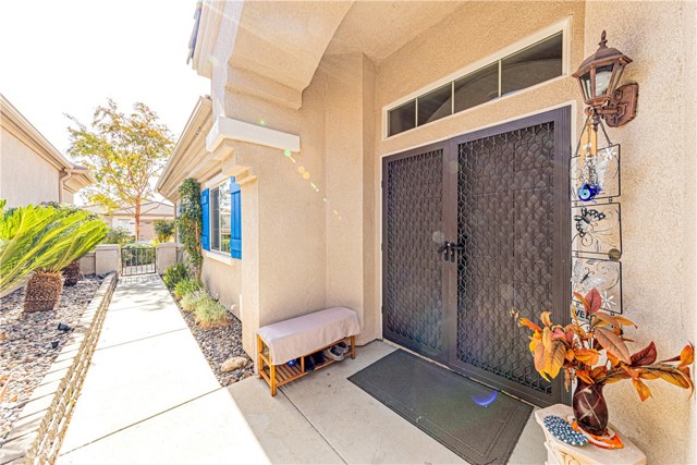 Detail Gallery Image 2 of 28 For 24172 Calle Artino, Murrieta,  CA 92562 - 3 Beds | 2 Baths