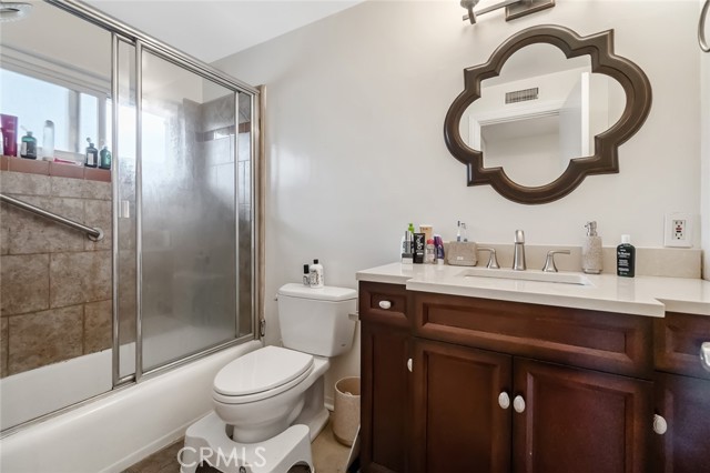 Detail Gallery Image 13 of 29 For 1720 Westcliff Dr #10,  Newport Beach,  CA 92660 - 1 Beds | 1 Baths