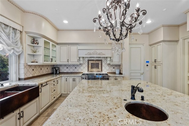 3724 Winford Drive, Tarzana CA: https://media.crmls.org/medias/a9ecc310-f666-43e4-a9f8-89da53c92189.jpg