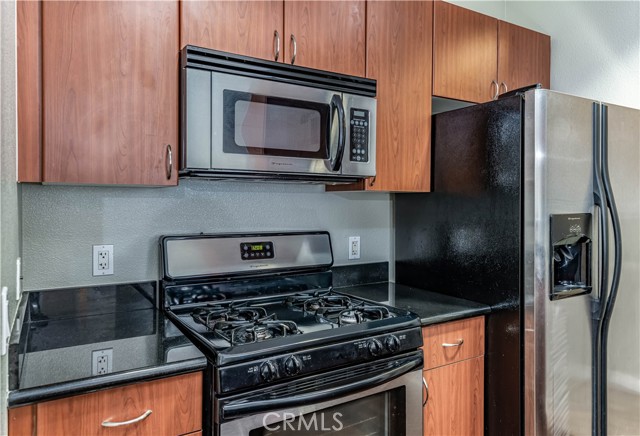 Detail Gallery Image 7 of 29 For 1801 E Katella Ave #2132,  Anaheim,  CA 92805 - 1 Beds | 1 Baths