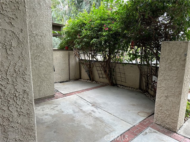 Detail Gallery Image 16 of 18 For 21500 Califa St #192,  Woodland Hills,  CA 91367 - 3 Beds | 2/1 Baths