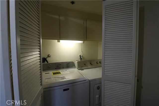 Detail Gallery Image 34 of 44 For 12121 Centralia St #111,  Lakewood,  CA 90715 - 1 Beds | 1 Baths
