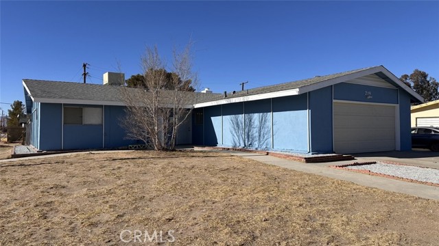 219 N Norma Street, Ridgecrest CA: https://media.crmls.org/medias/a9ee2351-1eba-4d0d-8288-c454a7adb2e9.jpg