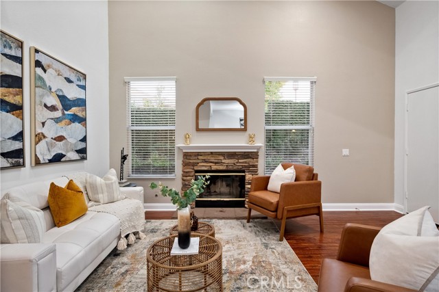 19431 Rue De Valore, Lake Forest CA: https://media.crmls.org/medias/a9eeb146-0f8f-491a-b731-42531f4c98fc.jpg