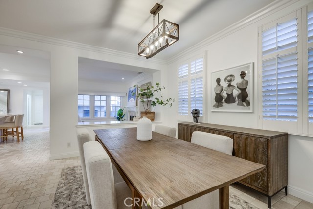 2569 Bungalow Place, Corona del Mar CA: https://media.crmls.org/medias/a9eed6d8-5111-403a-834b-30f3ddb71122.jpg