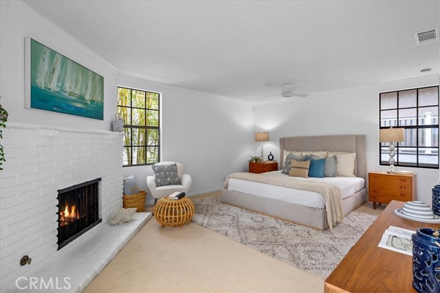 2209 Valley Drive, Manhattan Beach, California 90266, 4 Bedrooms Bedrooms, ,2 BathroomsBathrooms,Residential,Sold,Valley,SB22159548