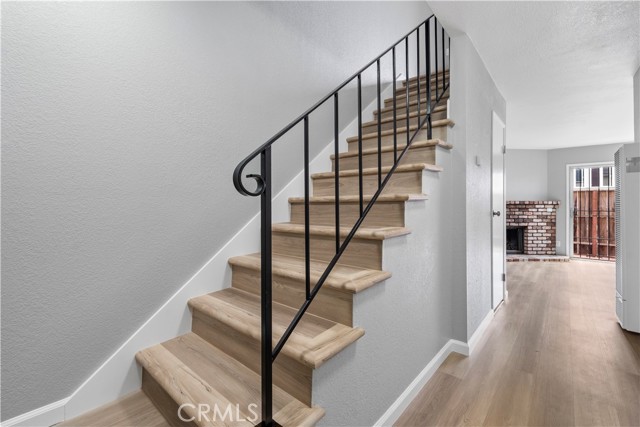 Photo #11: CRPW25168663 Listing: Photo #11