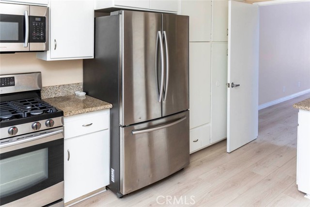 4436 Sandburg Way, Irvine CA: https://media.crmls.org/medias/a9efab88-8bd4-49ca-8d3a-8415b18d2535.jpg
