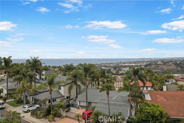 315 Calle Dorado, San Clemente CA: https://media.crmls.org/medias/a9efe7c1-56ab-4d88-90c2-3dce5c22cd1e.jpg