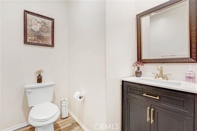 Detail Gallery Image 9 of 23 For 2234 Winifred #2,  Simi Valley,  CA 93063 - 3 Beds | 2/1 Baths