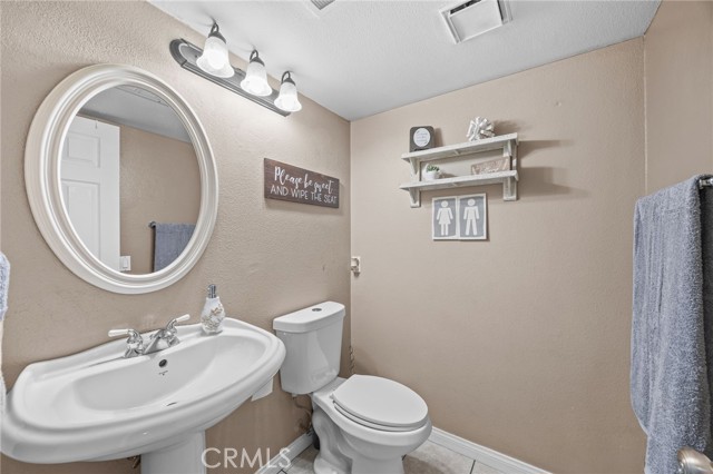 1629 Glenview Drive, Perris CA: https://media.crmls.org/medias/a9f0b7e0-e88e-4f69-8e67-ccacc012eb16.jpg