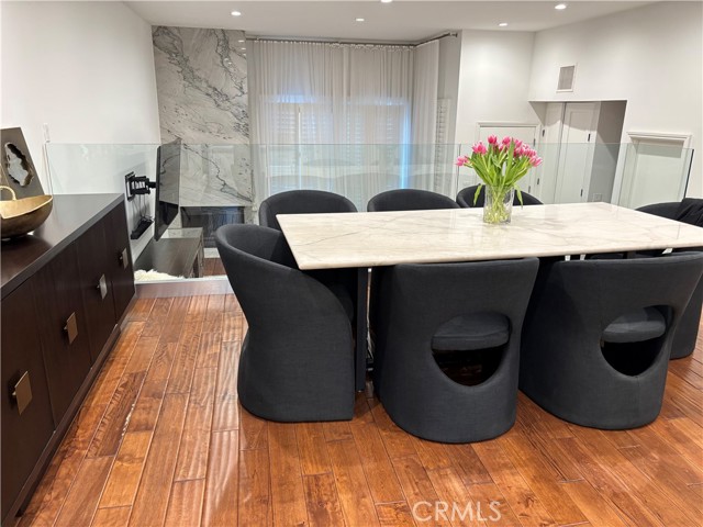 5533 Edward E Horton Lane, Encino CA: https://media.crmls.org/medias/a9f0ddf7-a6fe-48ae-b5bf-4c1986dea905.jpg