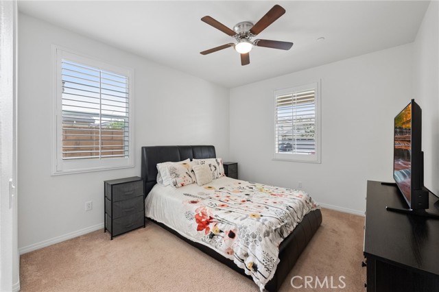 Detail Gallery Image 16 of 56 For 15516 Vanilla Bean Ln, Fontana,  CA 92336 - 4 Beds | 3/1 Baths