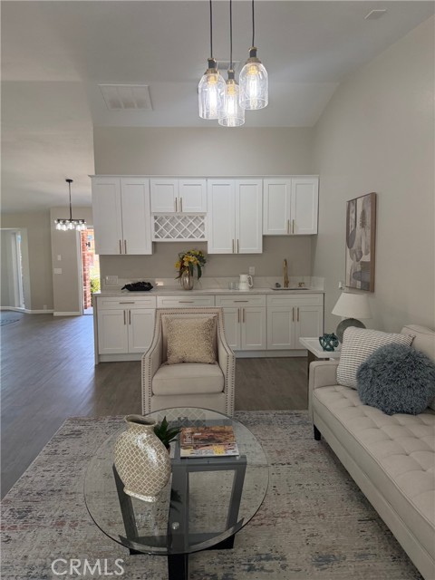 Detail Gallery Image 9 of 20 For 43012 Montemarte Ct, Lancaster,  CA 93536 - 4 Beds | 2 Baths