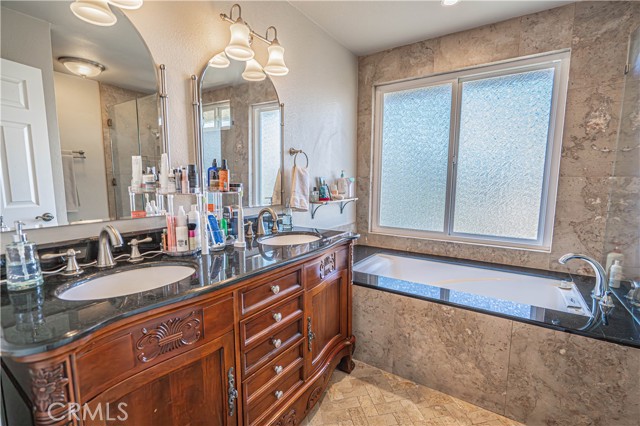 Detail Gallery Image 38 of 72 For 13198 Westport St, Moorpark,  CA 93021 - 5 Beds | 2/1 Baths