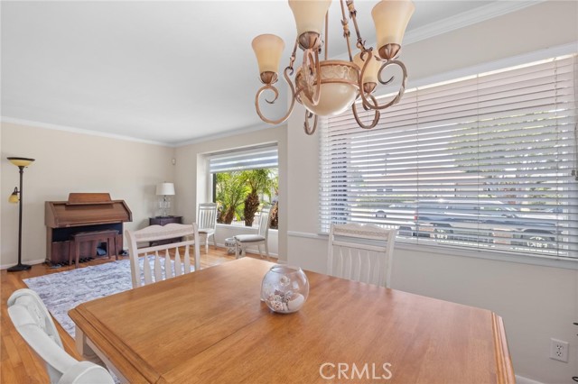 5353 W 121st Street, Hawthorne CA: https://media.crmls.org/medias/a9f3cdd2-d411-4773-b116-aa26c038f401.jpg