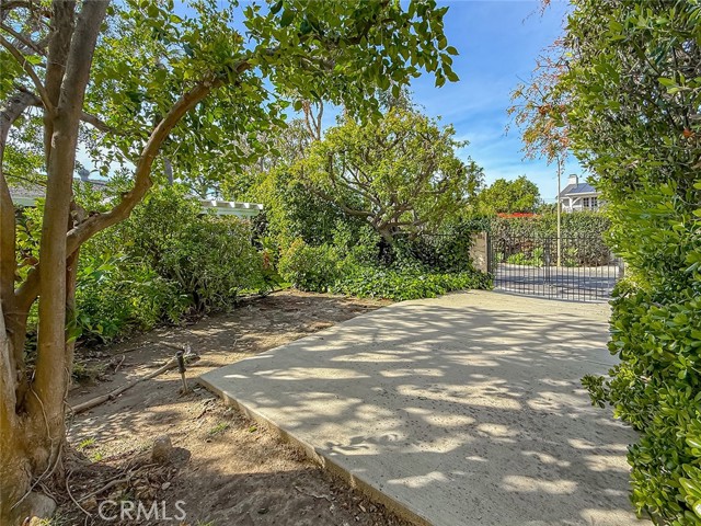 Detail Gallery Image 49 of 51 For 17533 Marilla St, Northridge,  CA 91325 - 3 Beds | 2/1 Baths
